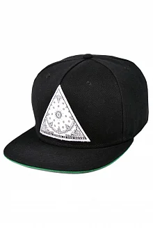 14019 Белый треугольник в узорах 14019 Белый треугольник в узорах